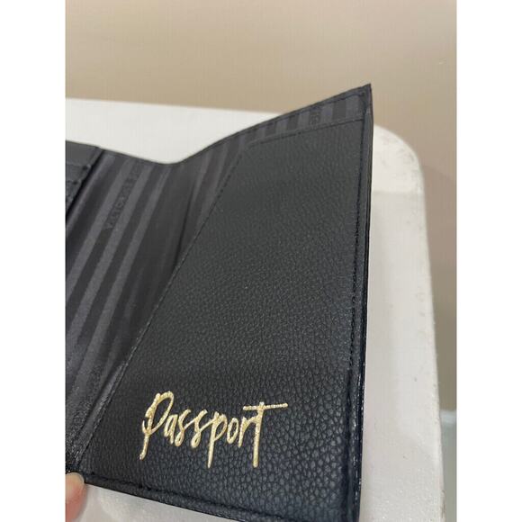 VICTORIA SECRET PASSPORT WALLET BLACK GOLDEN LOGO TRAVELER UTILITY VERSATILE - Picture 4 of 10